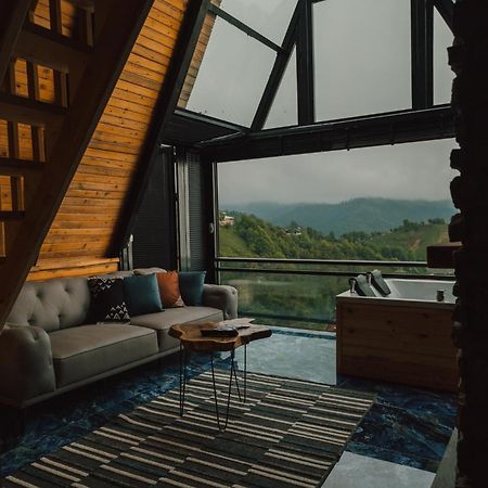 Madag Bungalov Ardesen Ngoại thất bức ảnh