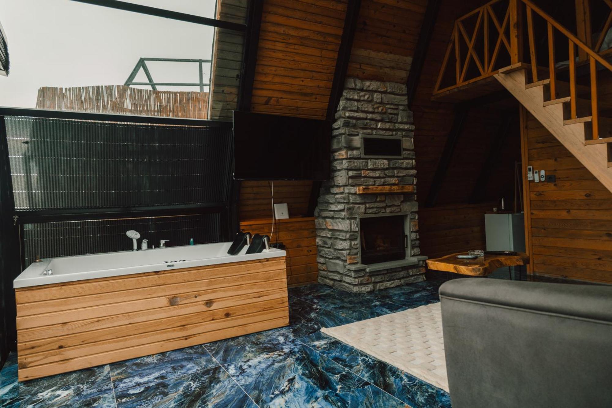 Madag Bungalov Ardesen Ngoại thất bức ảnh