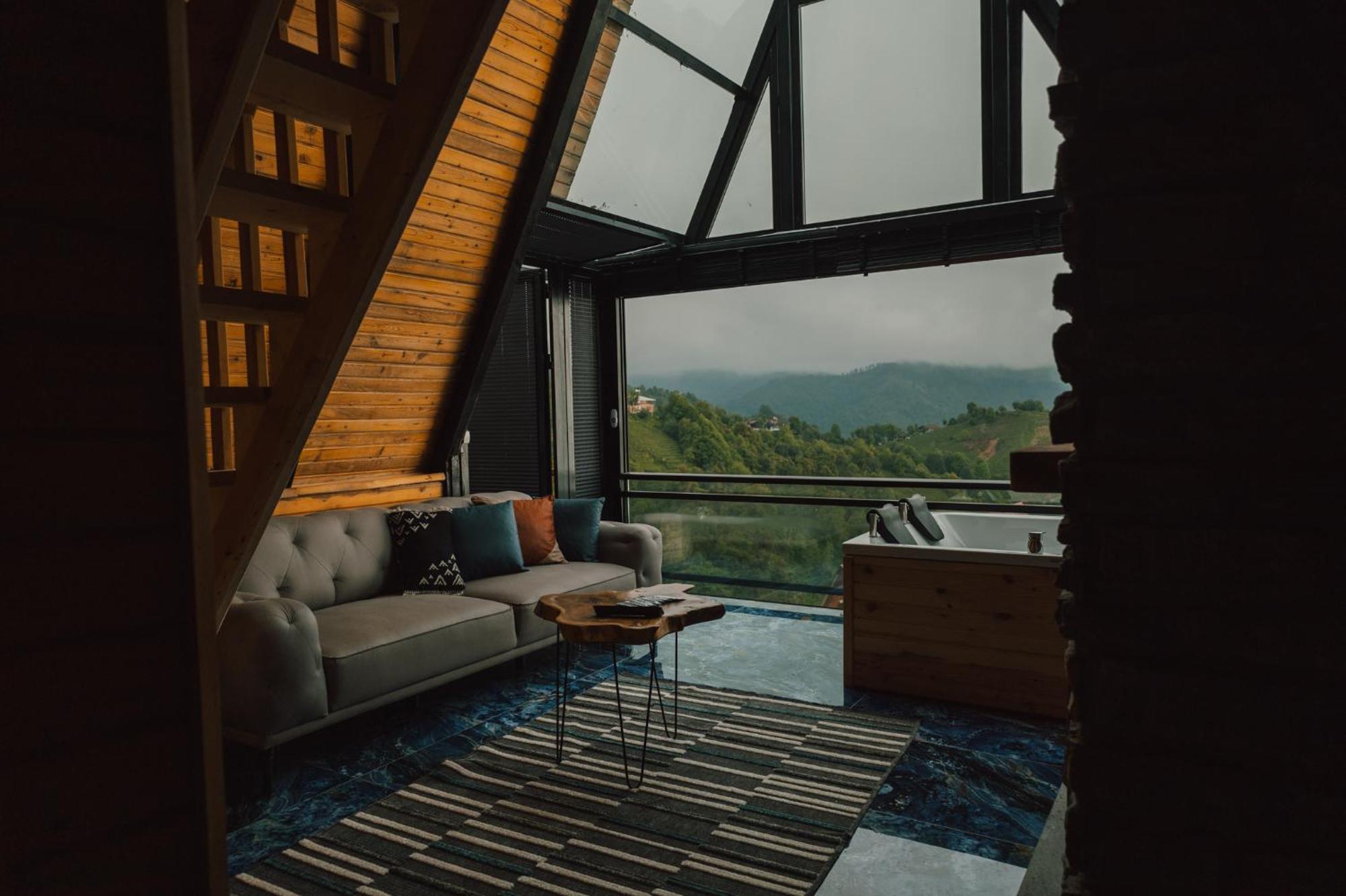 Madag Bungalov Ardesen Ngoại thất bức ảnh