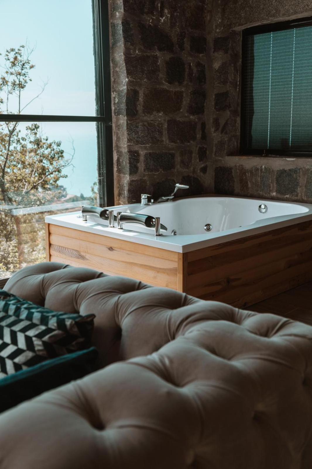 Madag Bungalov Ardesen Ngoại thất bức ảnh