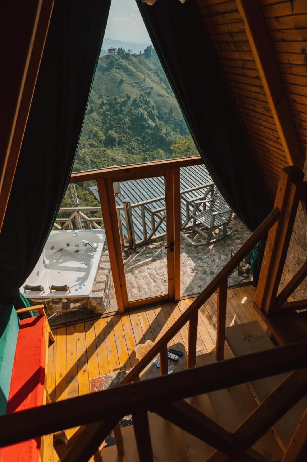 Madag Bungalov Ardesen Ngoại thất bức ảnh