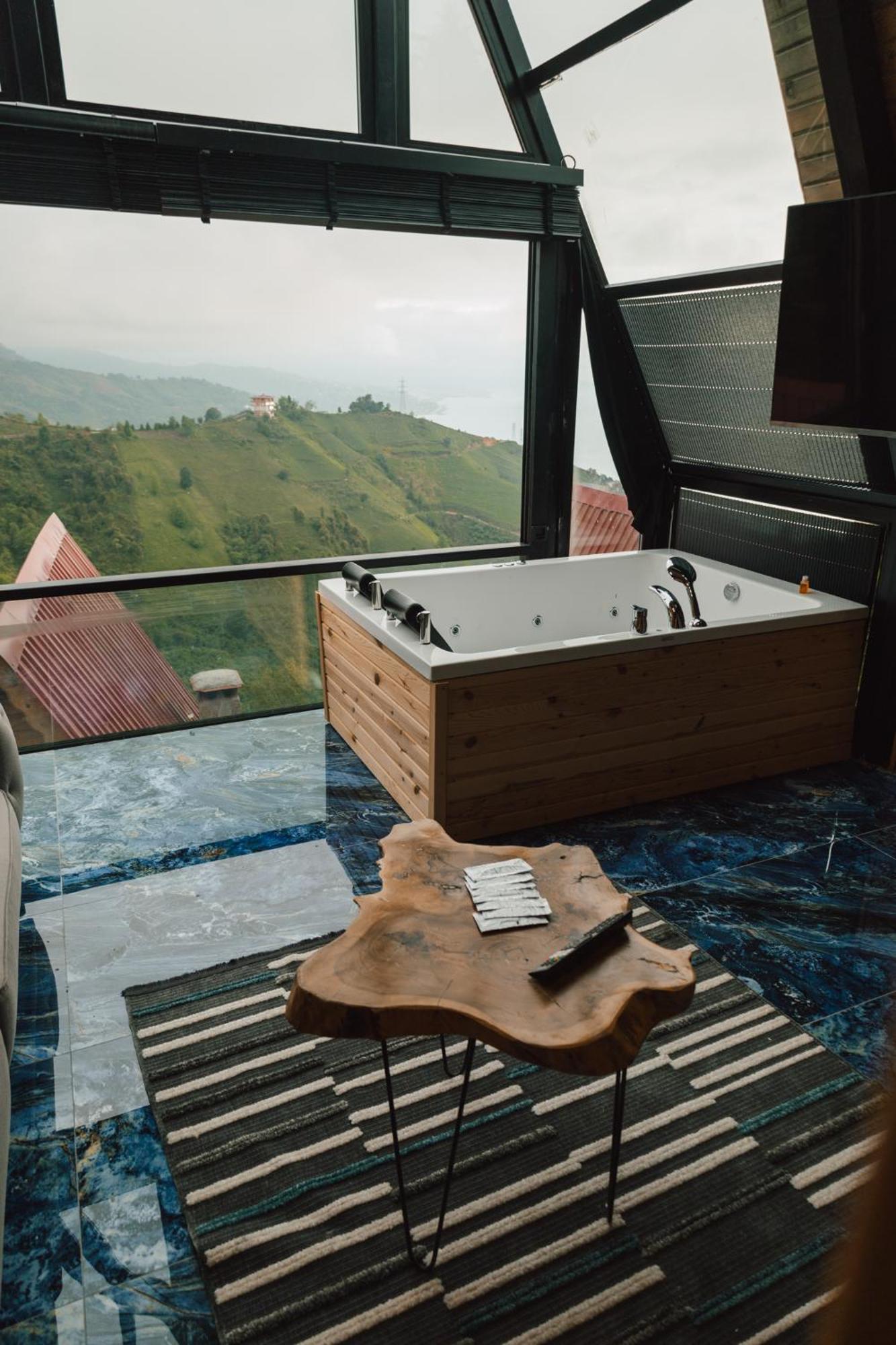 Madag Bungalov Ardesen Ngoại thất bức ảnh